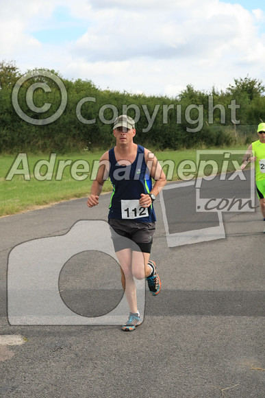 034 DCH 1554.112 
 Barbury Castle Half Marathon