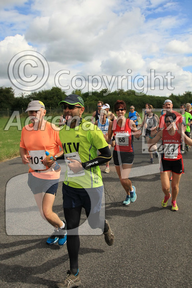 052 DCH 1572.0.101.68.69 
 Barbury Castle Half Marathon