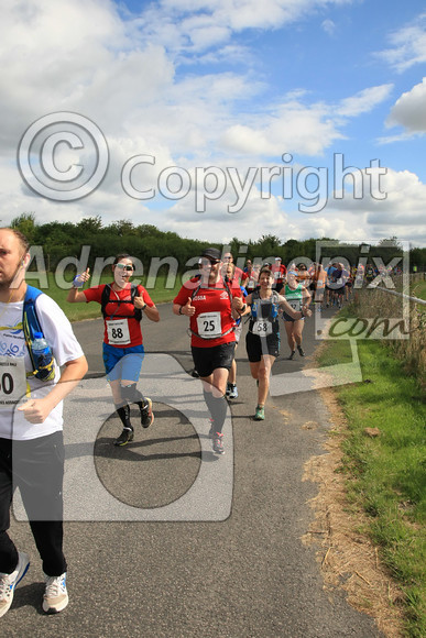 042 DCH 1562.25.58.88 
 Barbury Castle Half Marathon