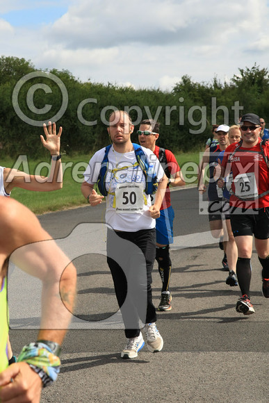 040 DCH 1560.25.50.85 
 Barbury Castle Half Marathon